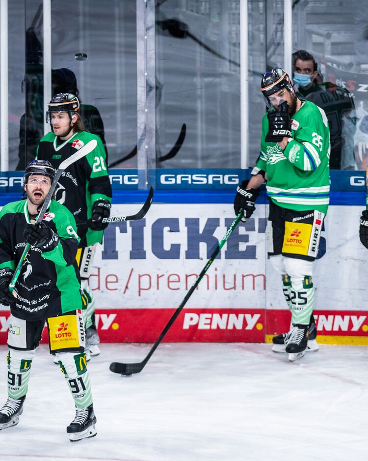 Werde Pate der Warm Up Trikots
