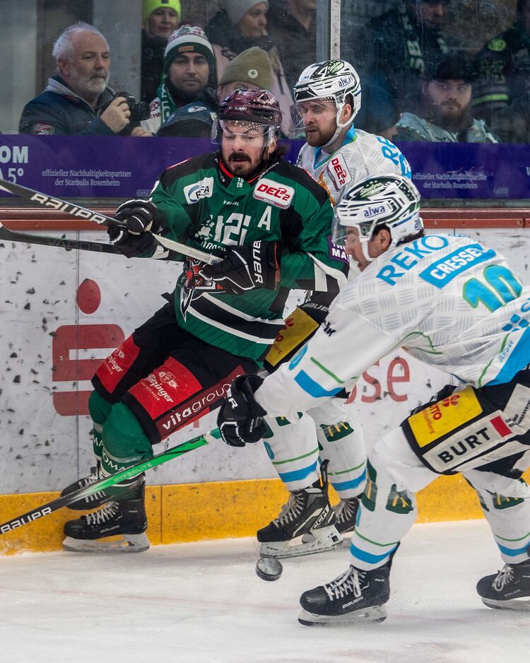 Steelers holen einen Punkt in Rosenheim