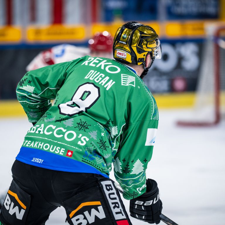 Weihnachtstrikots 2025/2026