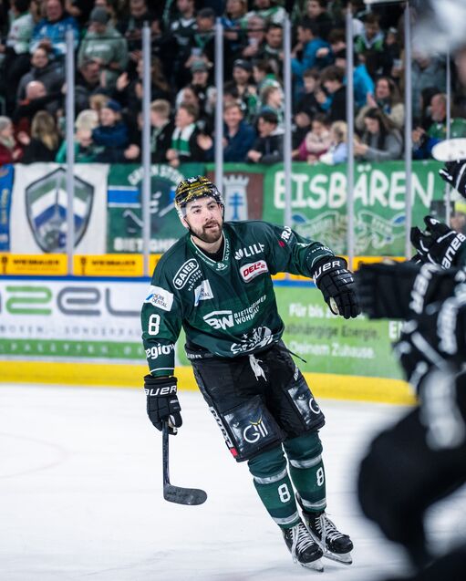 Jack Dugan bleibt ein Steeler