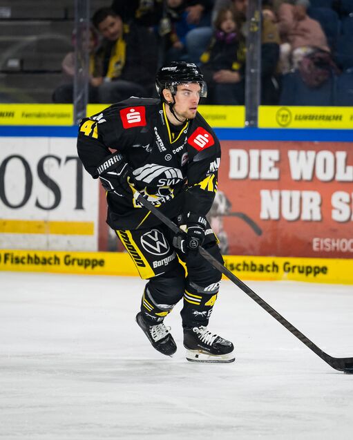 Steven Raabe verstärkt die Steelers