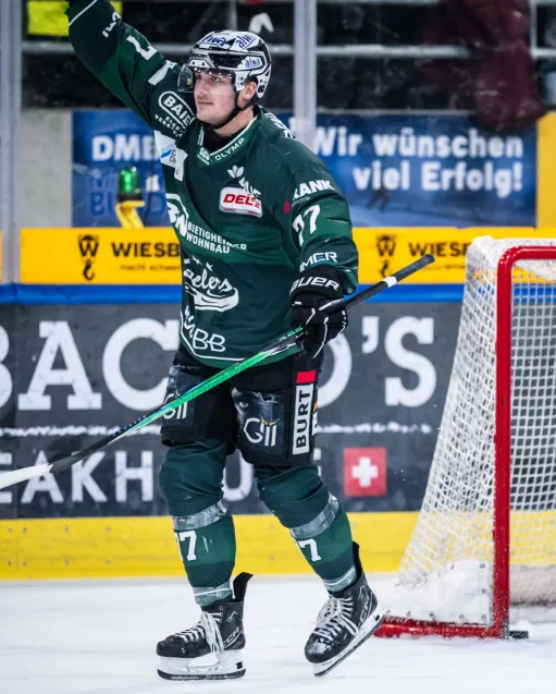 Uplegger schießt Steelers vor ausverkauftem Haus zum Sieg